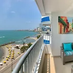 2 Bedroom Beachfront Apartment 2P1-Al4 With Pool And Wifi