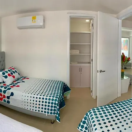 Apartamento 2 Bedroom Beachfront 2p1-al4 With Pool And Wifi Cartagena