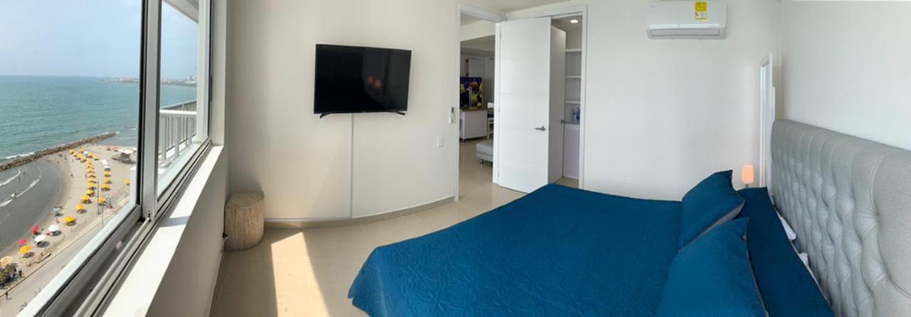 Apartment 2 Bedroom Beachfront 2p1-al4 With Pool And Wifi Cartagena