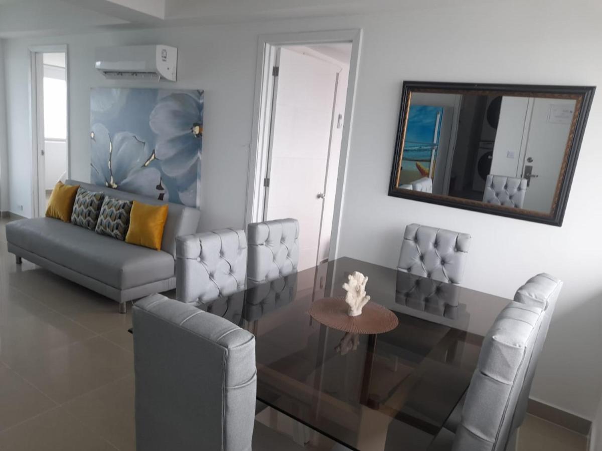 Apartment 2 Bedroom Beachfront 2p1-al4 With Pool And Wifi *